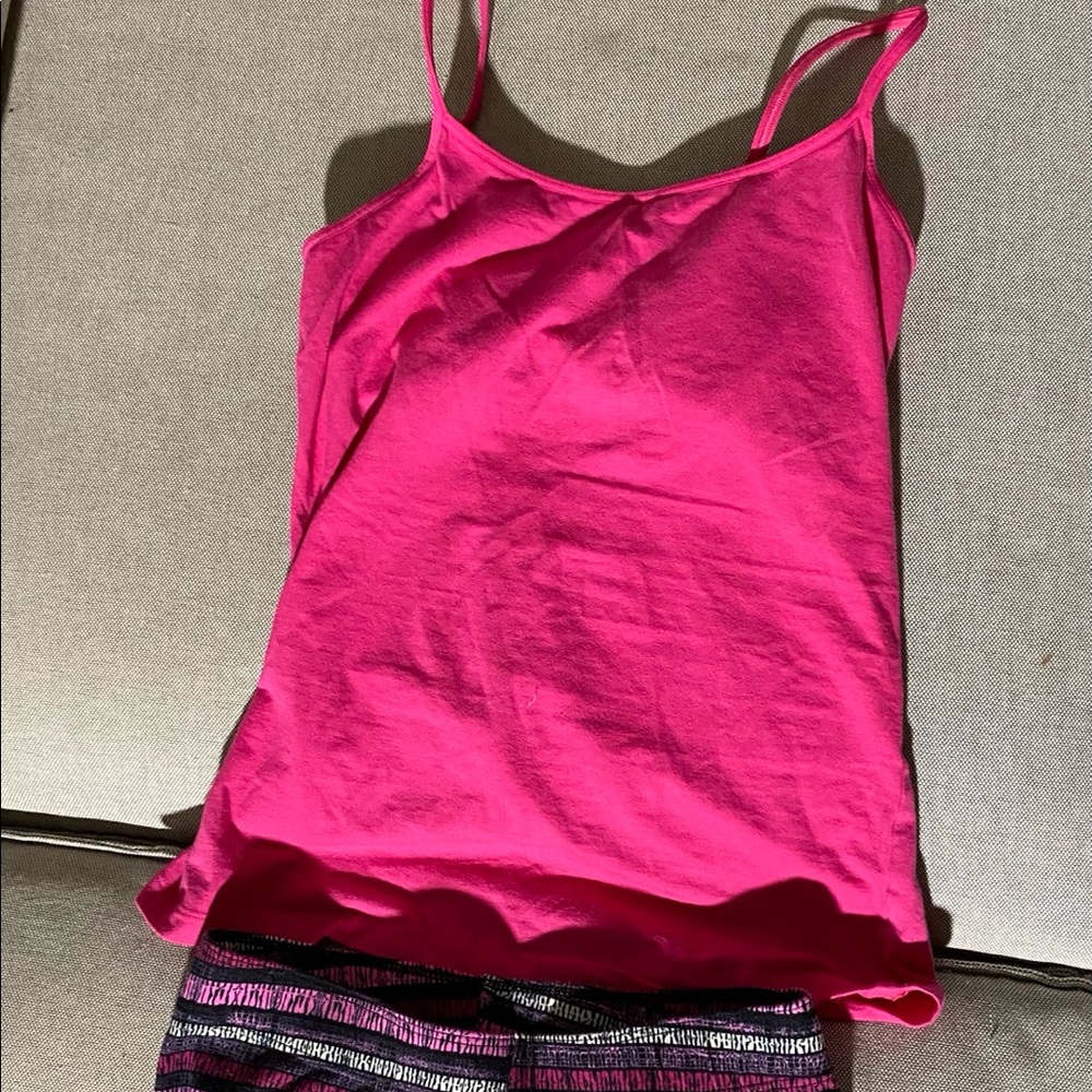 Steve tank top with pad